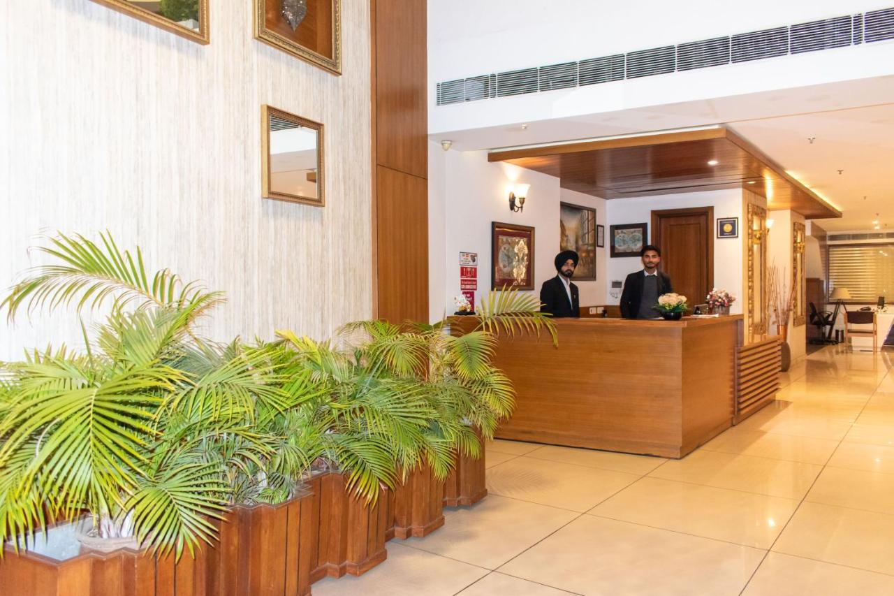 Grand Hotel Nawanshahr Nawashahr Exterior photo