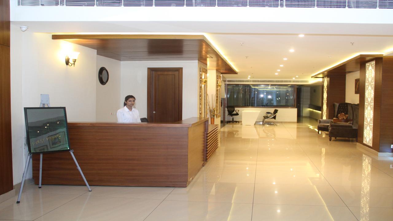 Grand Hotel Nawanshahr Nawashahr Exterior photo