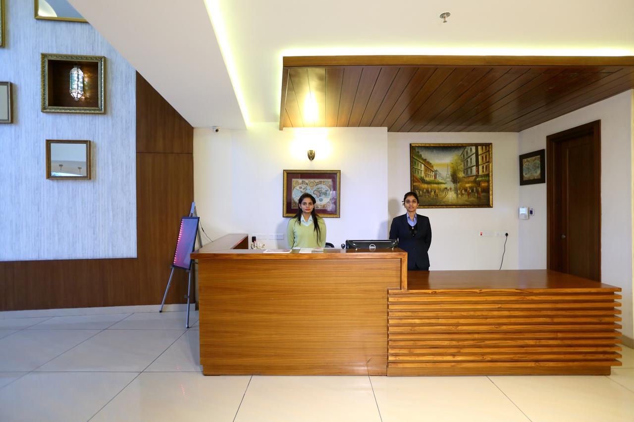 Grand Hotel Nawanshahr Nawashahr Exterior photo