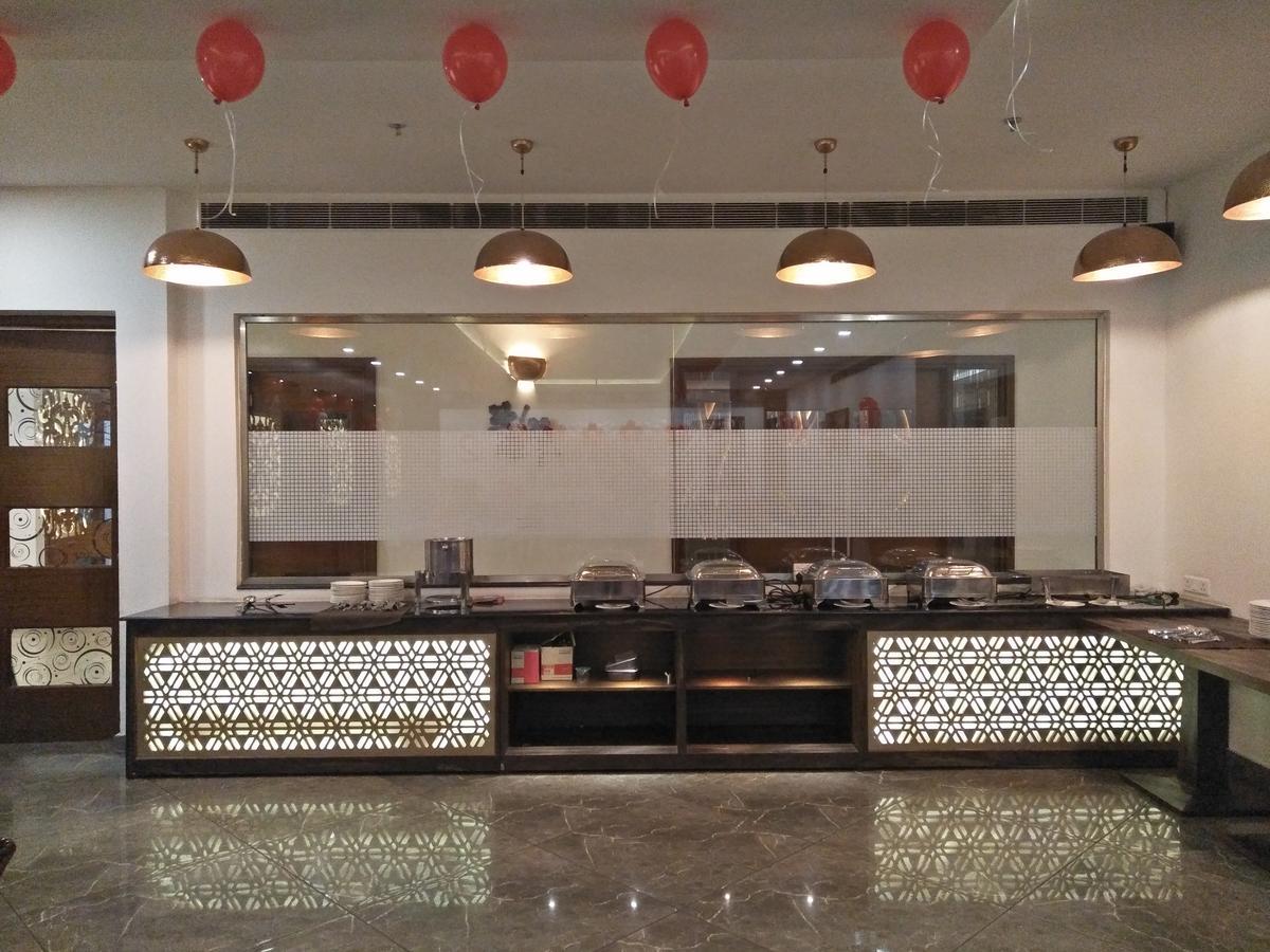 Grand Hotel Nawanshahr Nawashahr Exterior photo