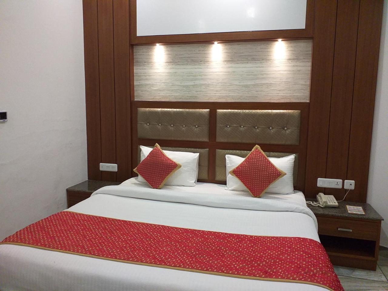 Grand Hotel Nawanshahr Nawashahr Exterior photo
